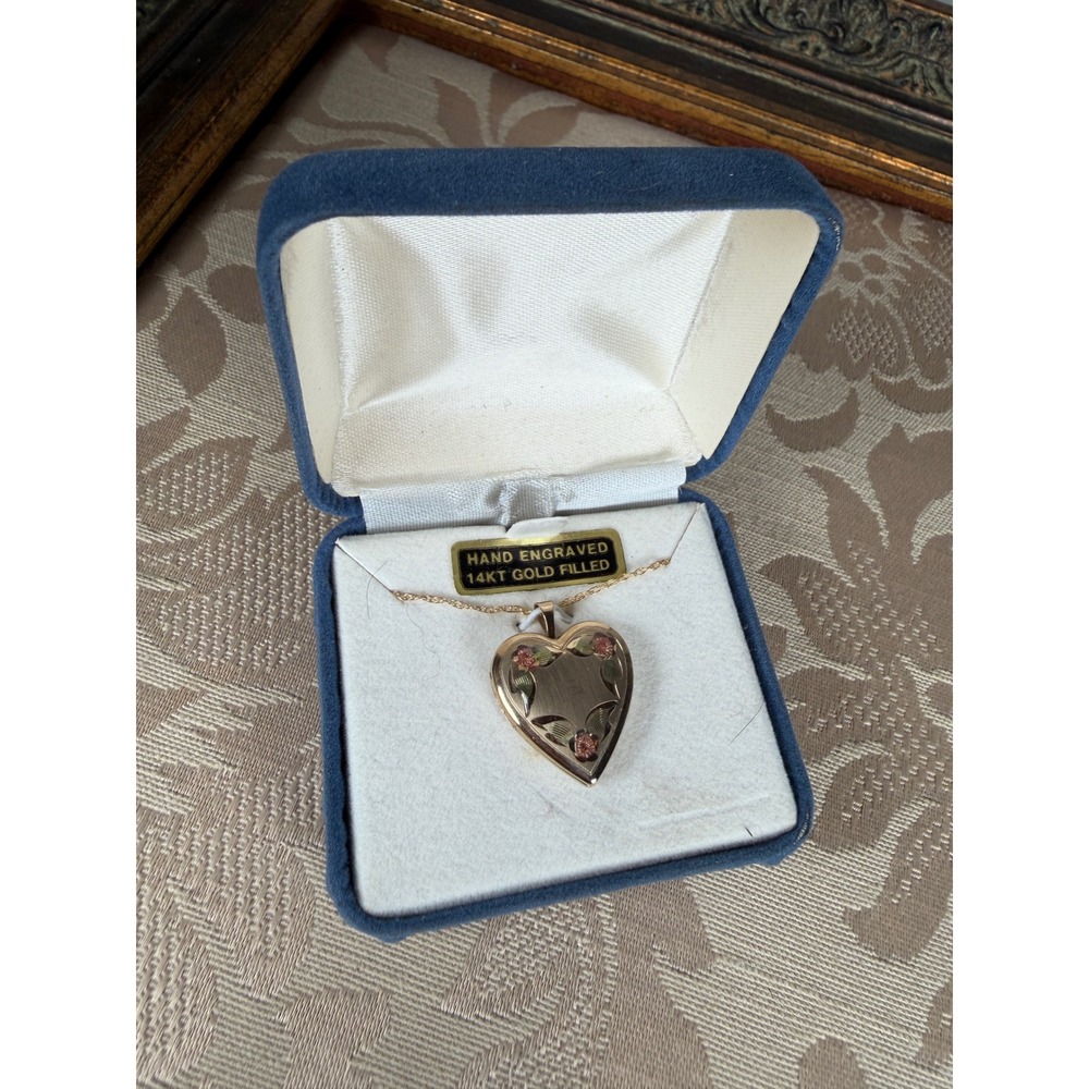 Vintage 14KT Gold Filled Hand Engraved Heart Locket Necklace 18" Chain Boxed
